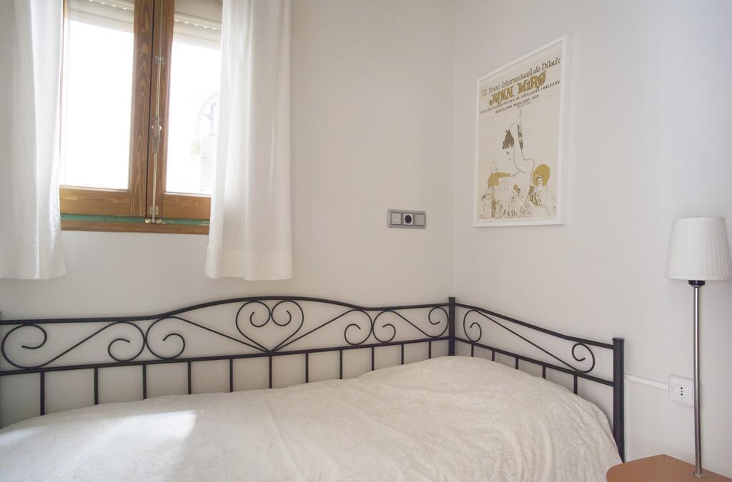 Aparteasy - Authentic Family Apartment บาร์เซโลนา ภายนอก รูปภาพ